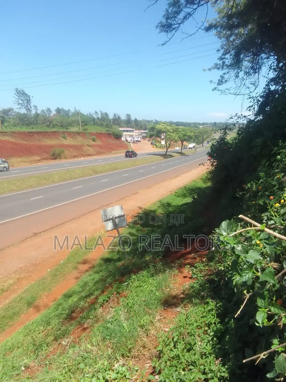 1-Acre Tarmac Plot for Sale in Kenol Muranga - Seize the Opportunity in Gatanga