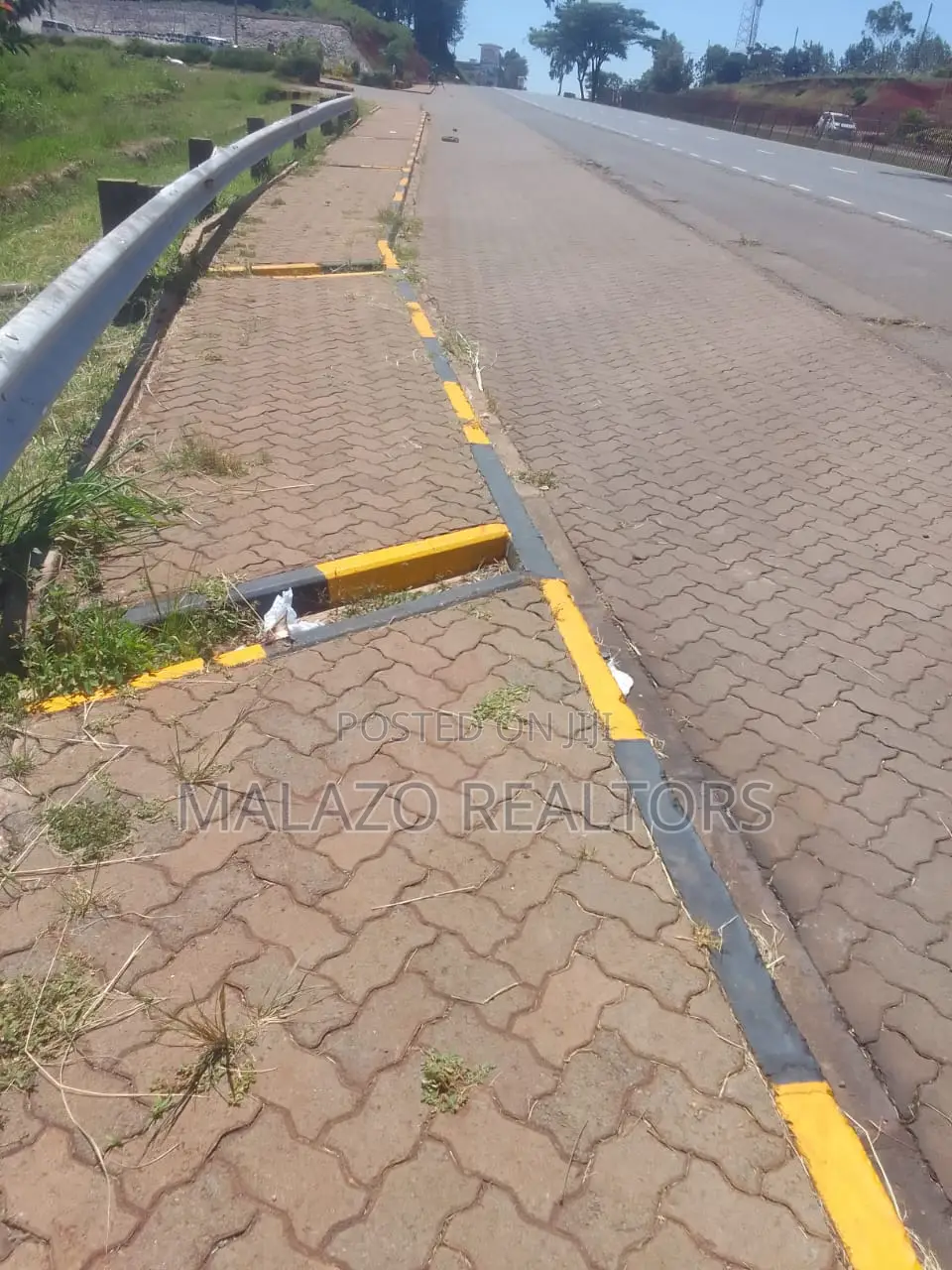 1-Acre Tarmac Plot for Sale in Kenol Muranga - Seize the Opportunity in Gatanga