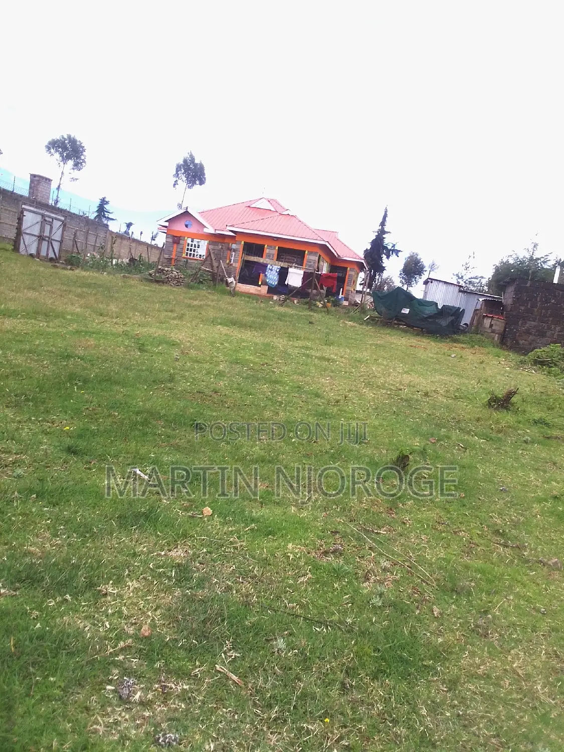 1⁄8 Nyambari Center in Lari/Kirenga
