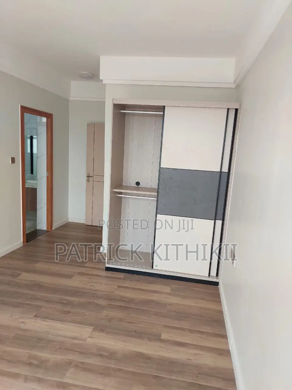 Apple Tree's Hotel 67 Area: Charming 3-Bedroom Apartment for Sale in Hotel 67 Area