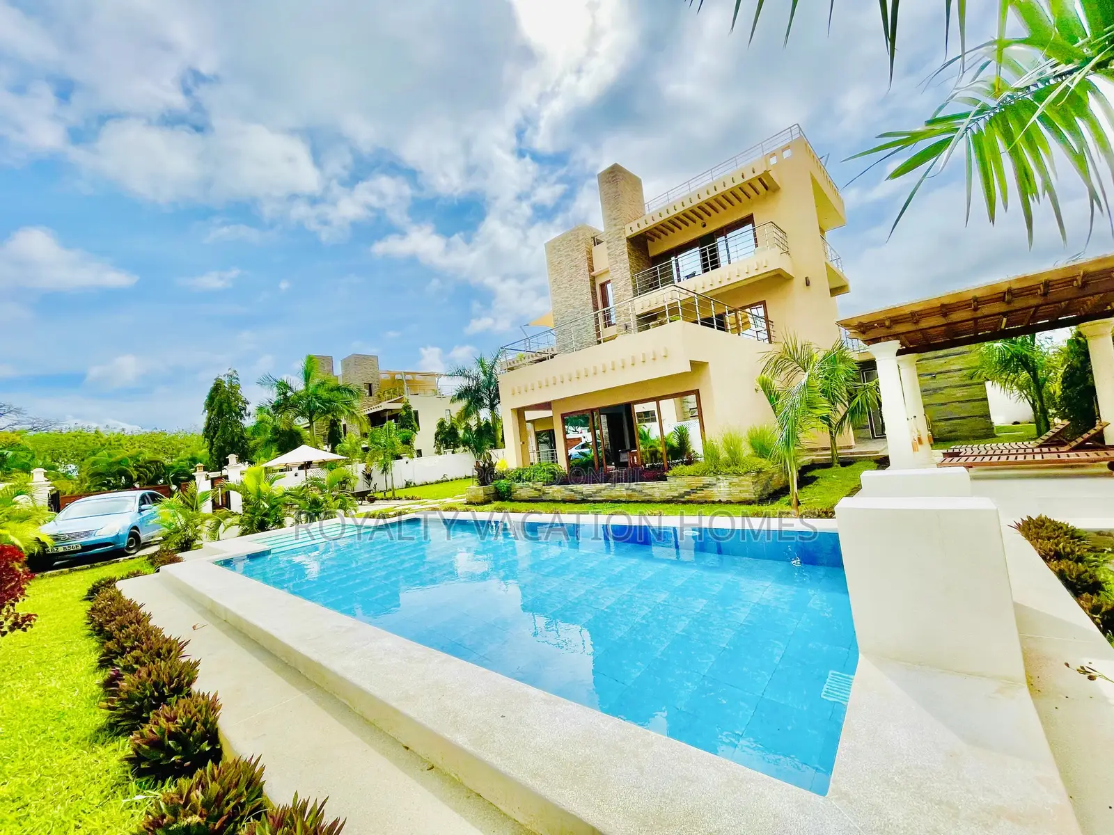 Large 5-Bedroom Villa in Diani Beach - Your Family's Holiday Haven in Ukunda