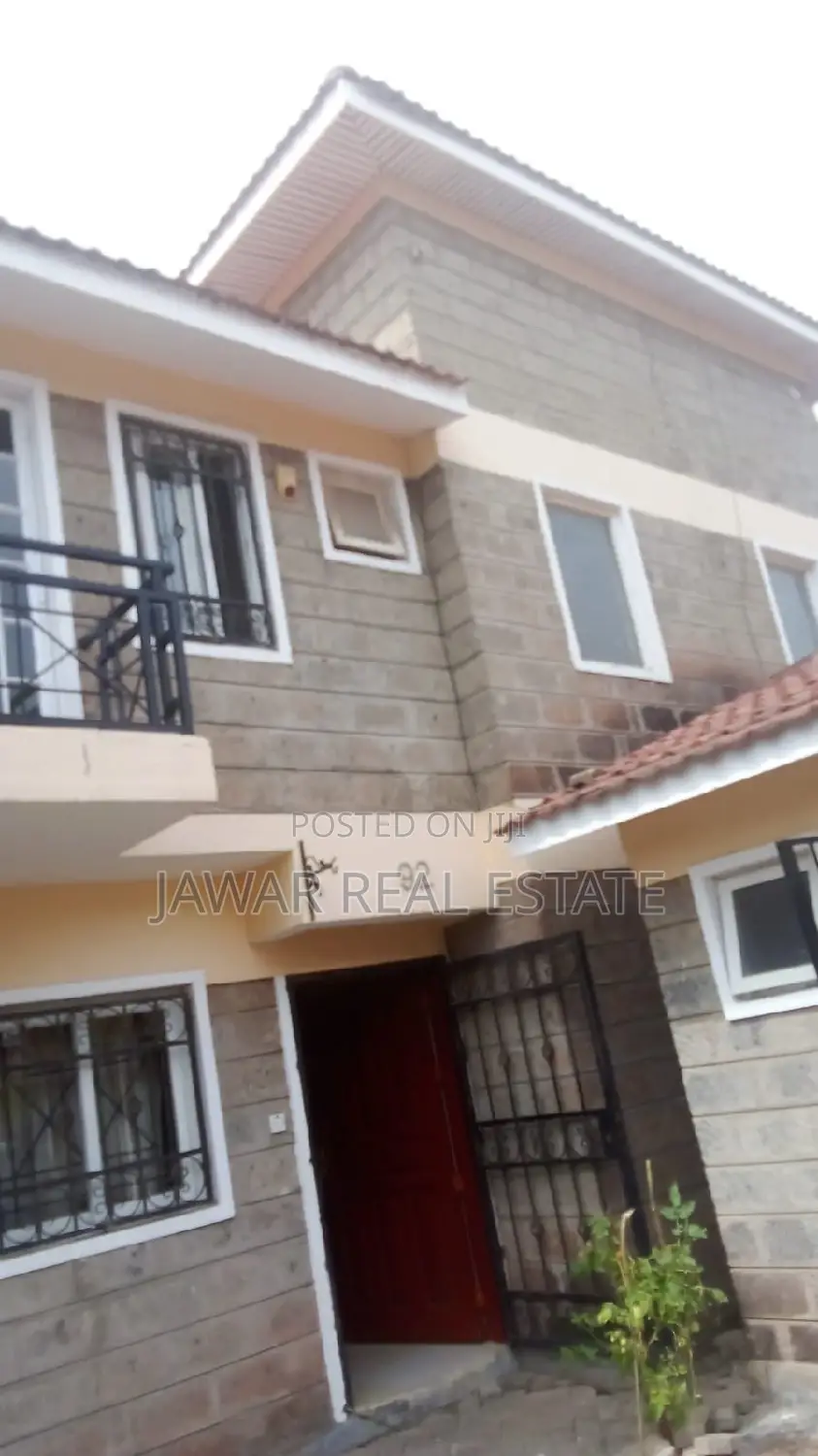 Spacious 4-Bedroom Townhouse/Terrace in Hotel 67 District for Sale in Hotel 67 Area