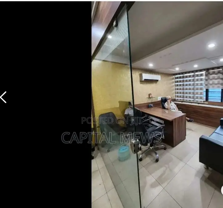 Working Office in State House Area