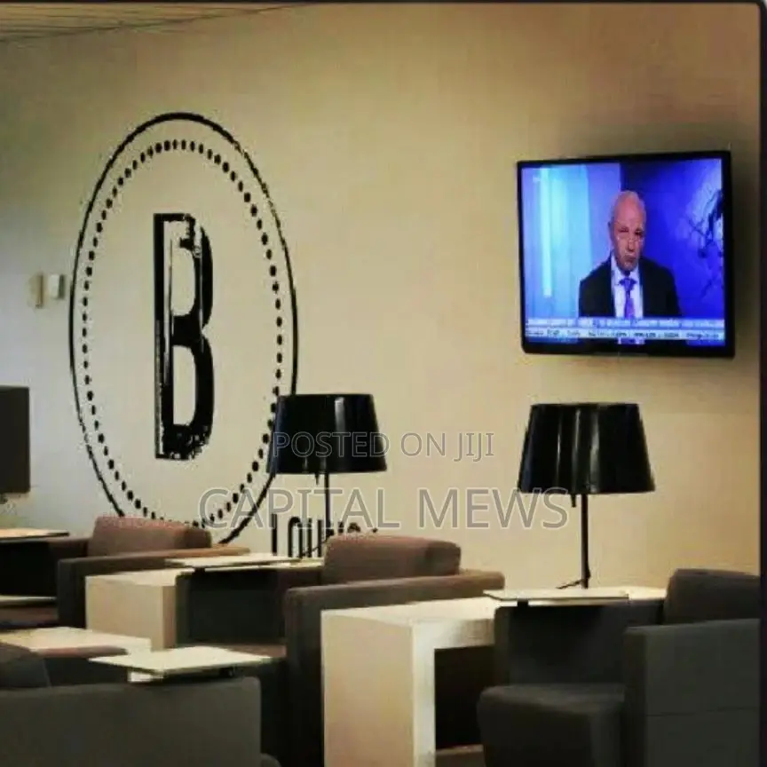 Super Executive Office With 1.8M CEO DESK in Nairobi Central
