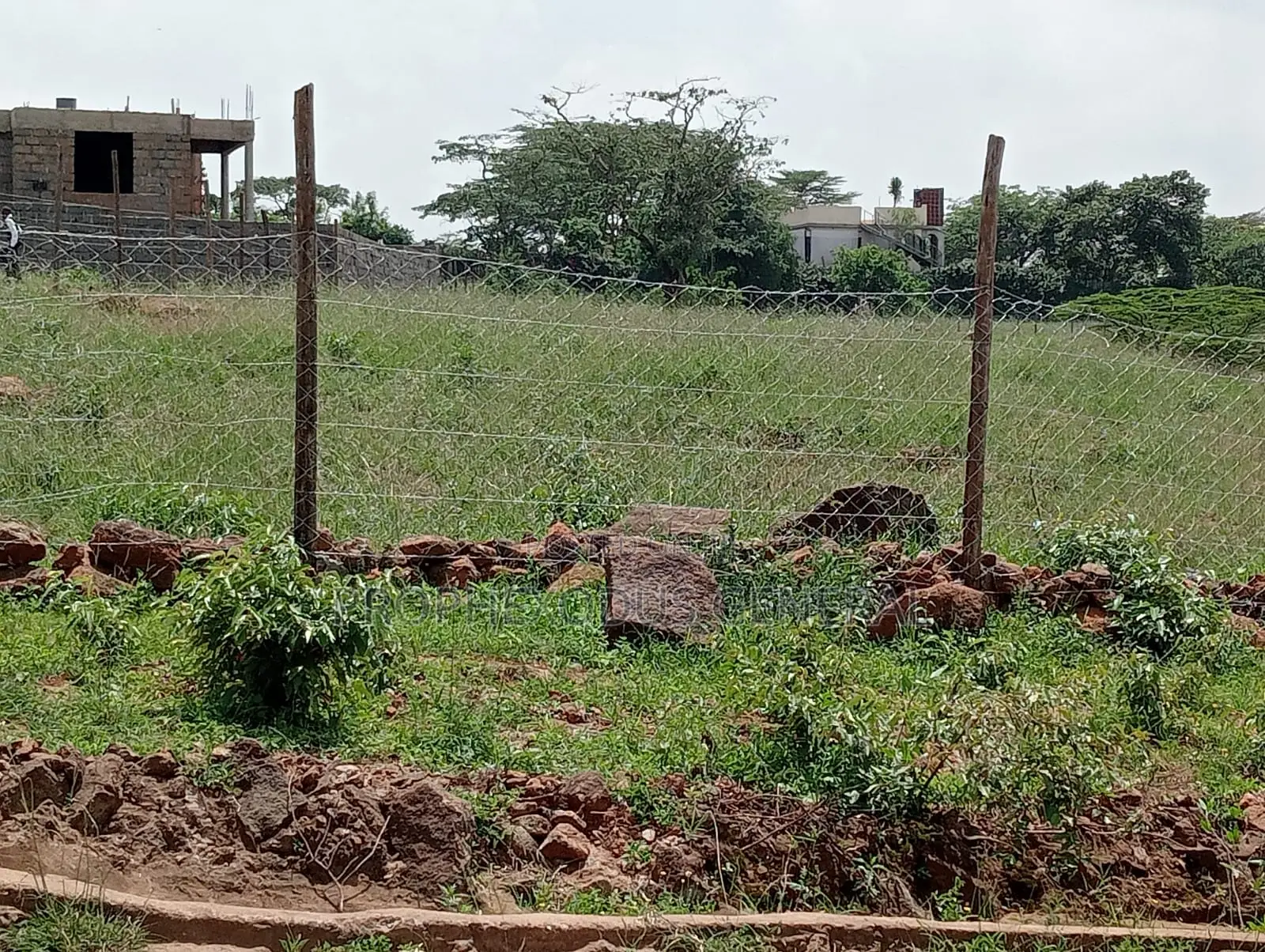 1/4 Residential Plot in Nazarene Ongata Rongai - Ideal for Homebuilding in Maasai Lodge