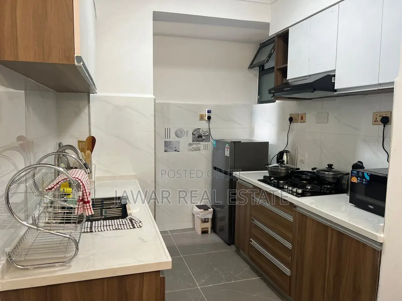 Valley Arcade Lavingtone Quickmart Airbnb Accommodation in Lavington