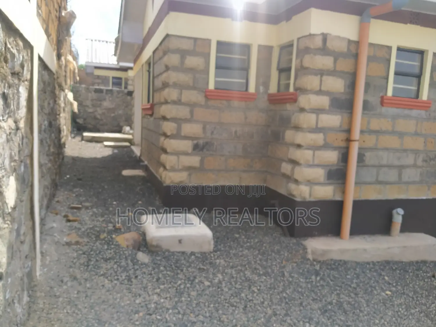 Breathtaking 3-bedroom Bungalow in Ongata Rongai, Rimpa - For Sale in Rimpa