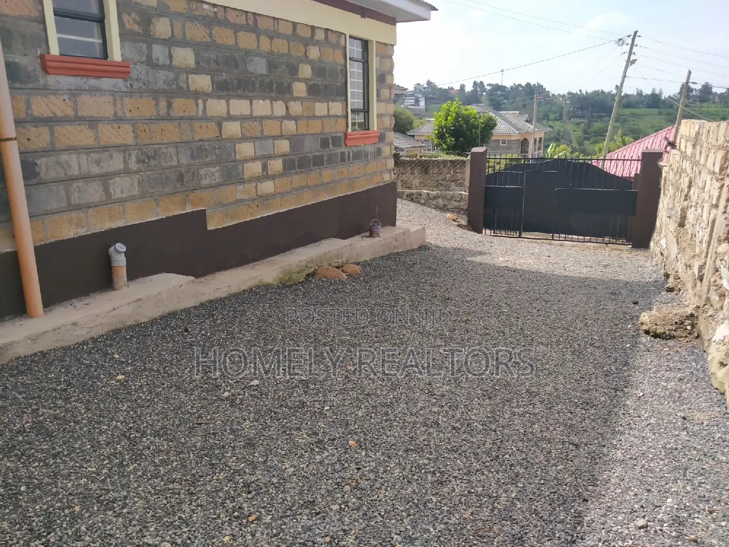 Breathtaking 3-bedroom Bungalow in Ongata Rongai, Rimpa - For Sale in Rimpa