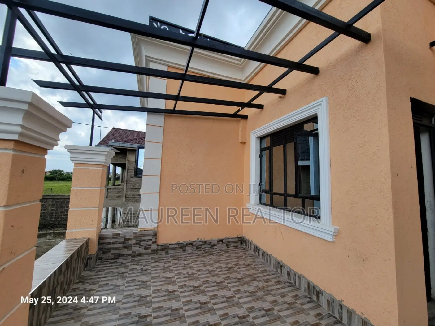 Spacious 7-bedroom Maisonette on Kenyatta Road, Theta for sale in Kenyatta Road / Theta 