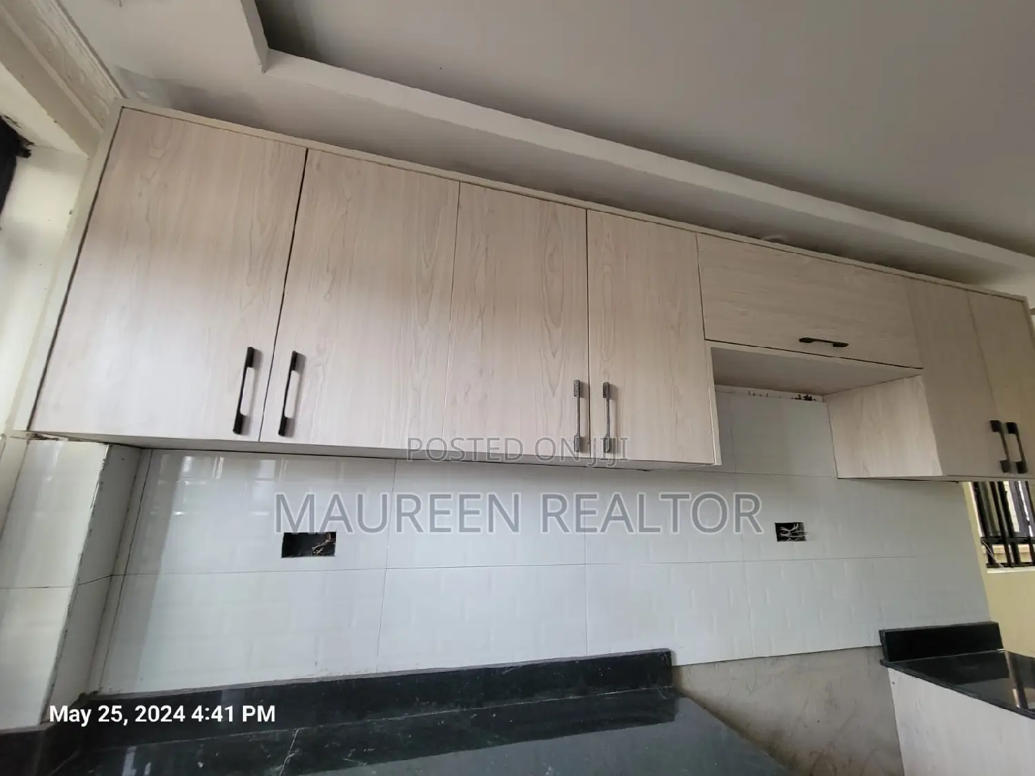 Spacious 7-bedroom Maisonette on Kenyatta Road, Theta for sale in Kenyatta Road / Theta 