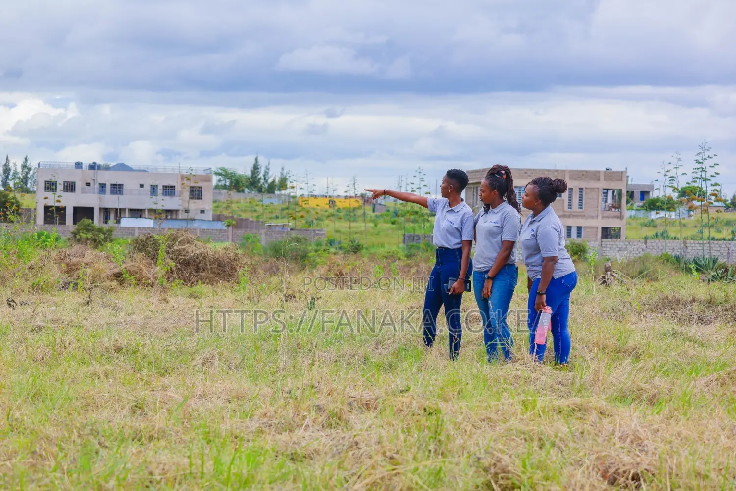Genuine Katani Plots Near Tarmac Ww^ in Katani
