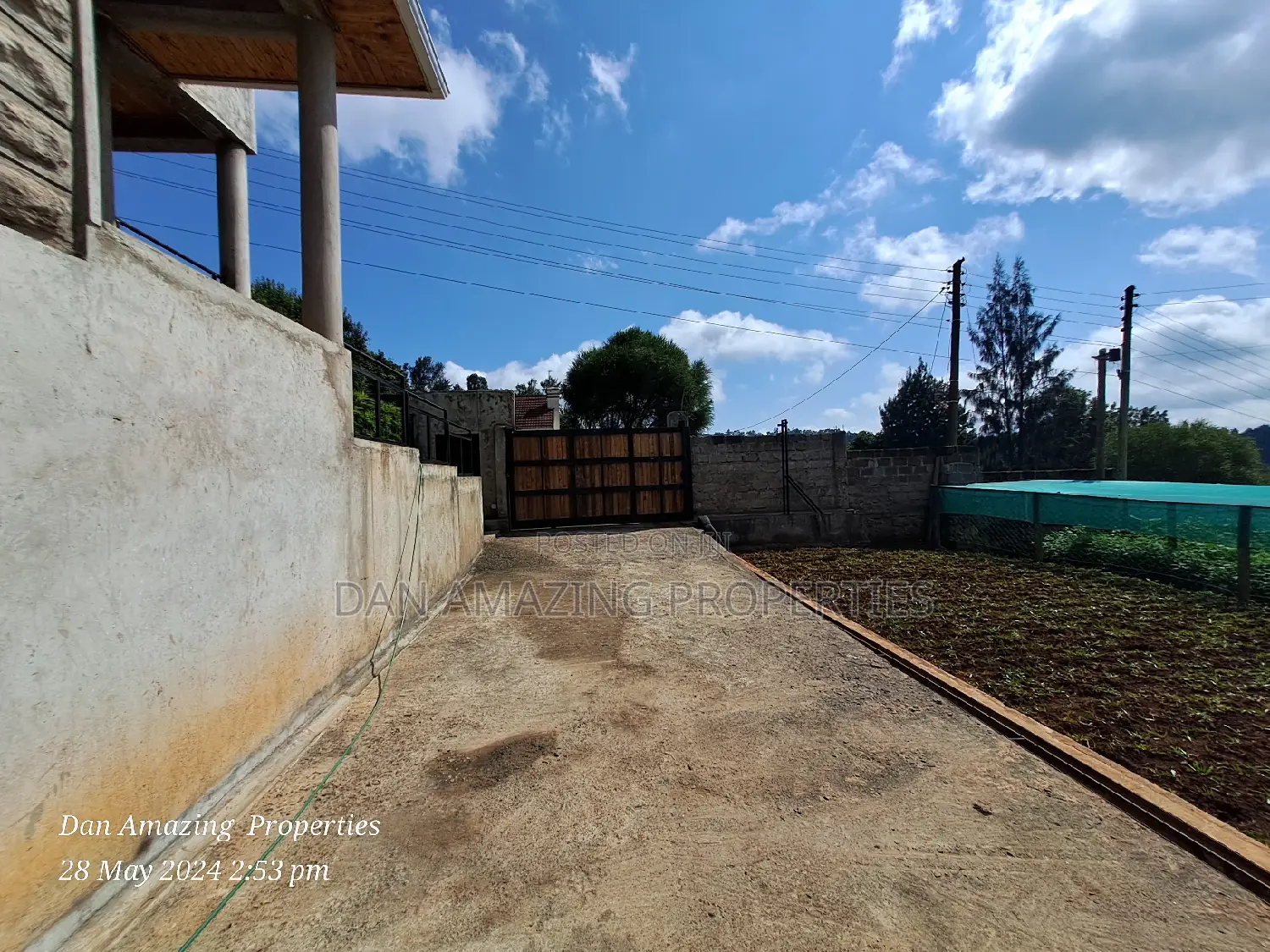 Ngong's Premier 6-bedroom Mansion on a 1/4 Acre - Ready to Sell! in Ngong