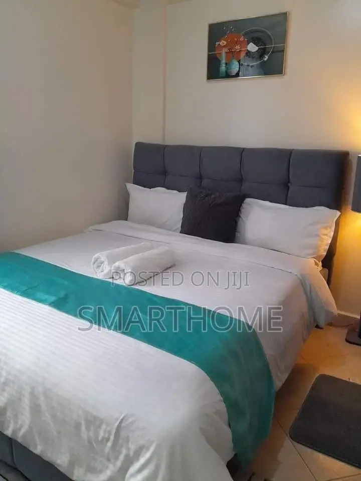 South B Special One-Bedroom ABnb Deal in South B