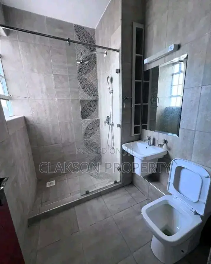 Spacious 2-Bedroom Apartment in Ngong Road, Kasarani - For Sale in Kilimani