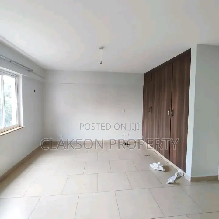 2-Bedroom Kilimani Apartment with Balcony for Lease in Kilimani