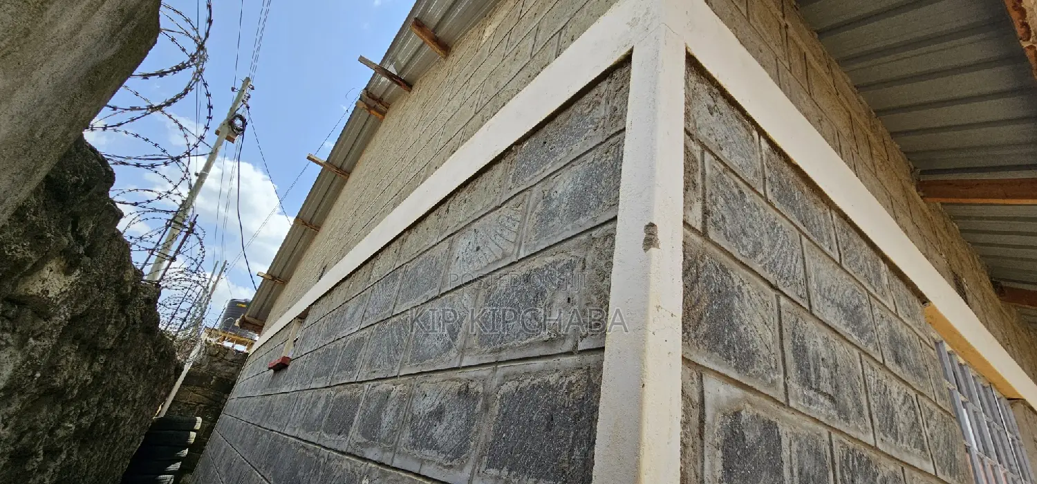Luxury 6-bedroom Bungalow in Kapsoya Estate - For Sale Now in Kapsoya