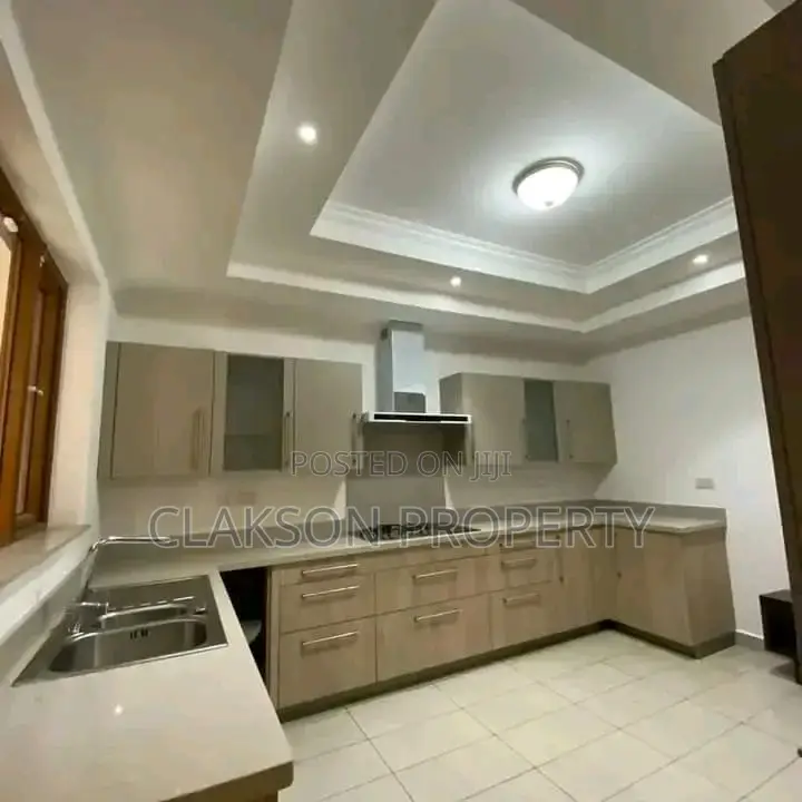 Spacious 5-Bedroom Townhouse in Lavington: For Sale Now in Lavington