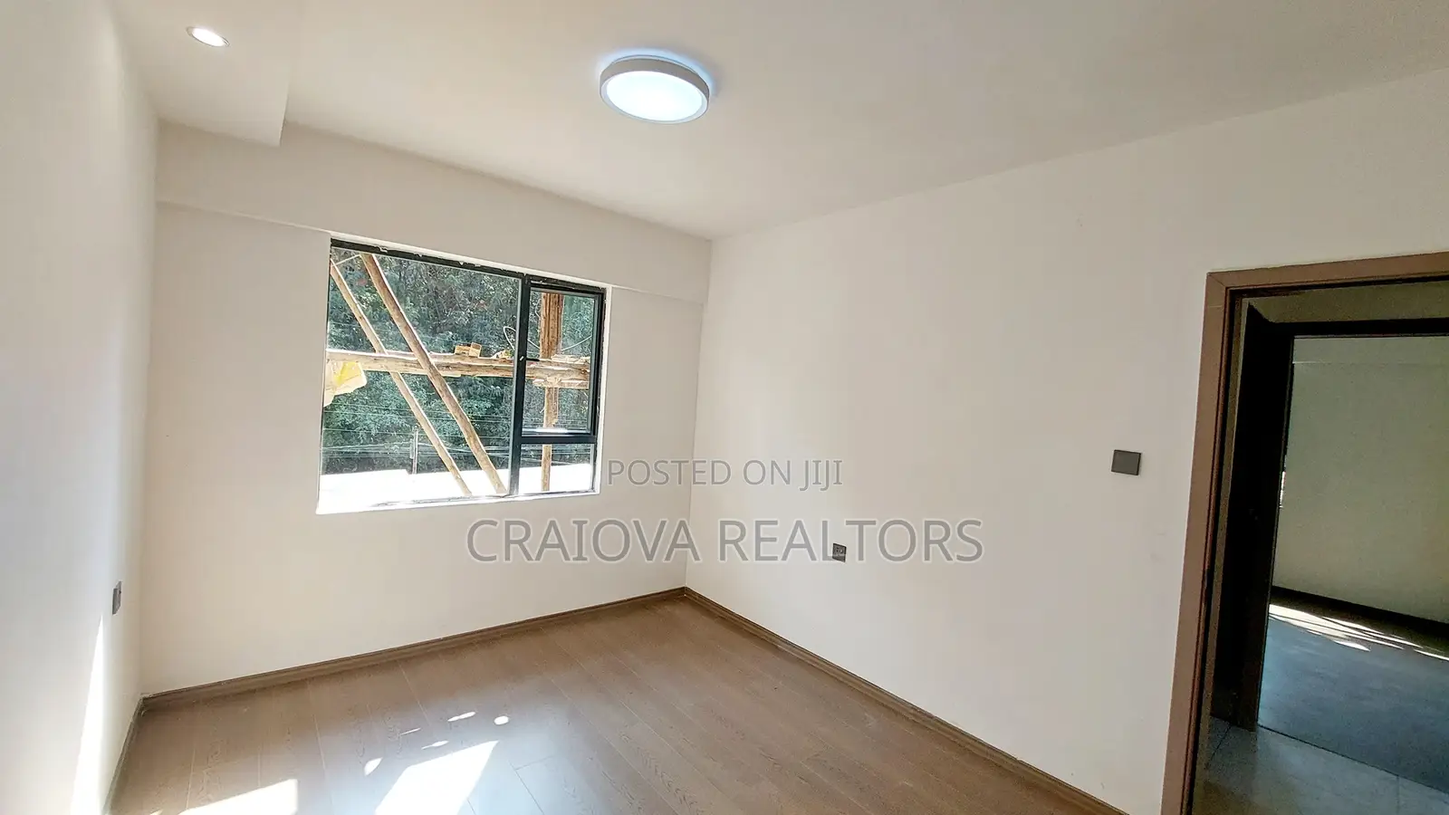 Elegant 4-Bedroom Apartment in Hurlingham - For Sale in Hurlingham