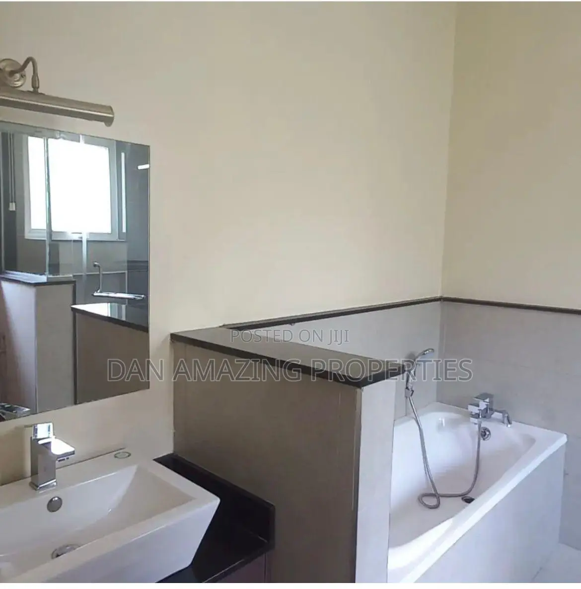 Maisonette with 5 Bedrooms in Lavington Mall's Vicinity - For Sale in Lavington