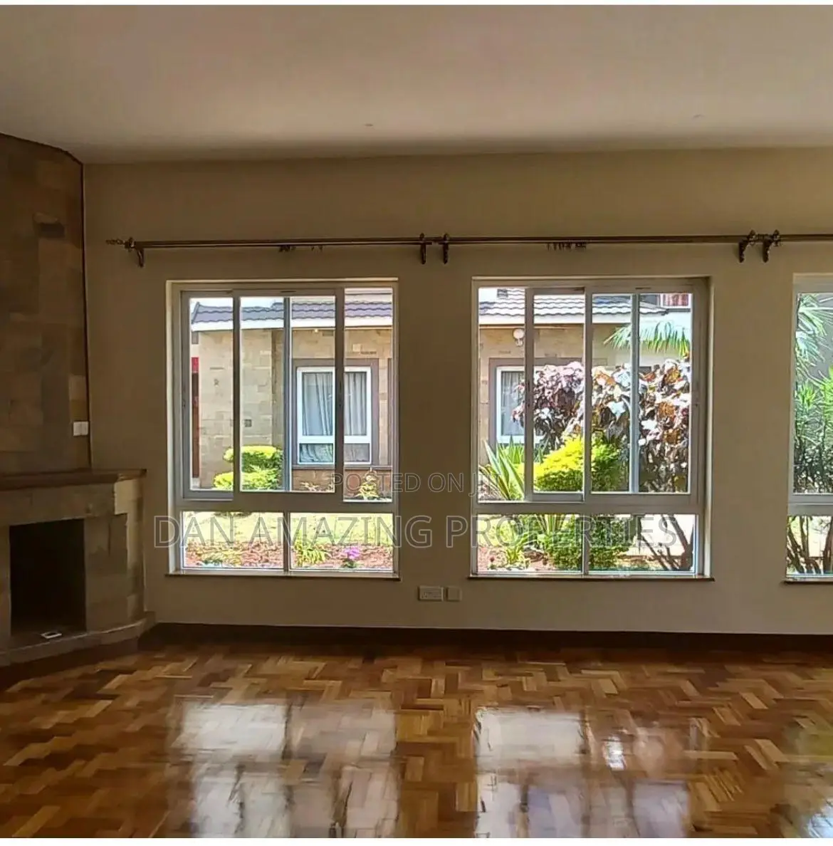 Maisonette with 5 Bedrooms in Lavington Mall's Vicinity - For Sale in Lavington