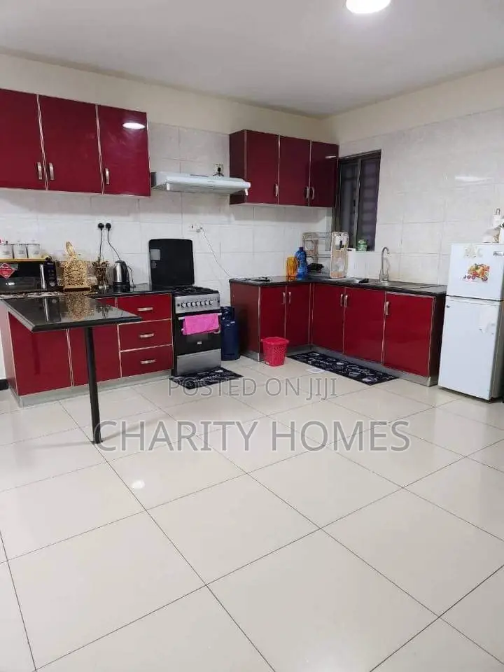 One-Bedroom South B Flat - Comfortable Living Space in South B
