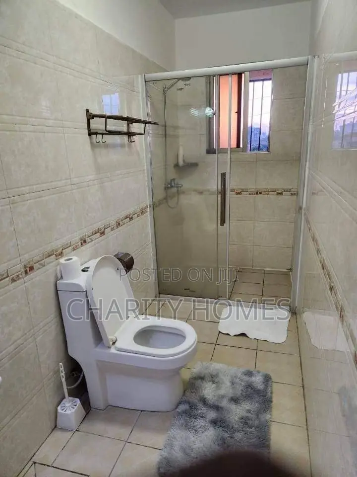 One-Bedroom South B Flat - Comfortable Living Space in South B
