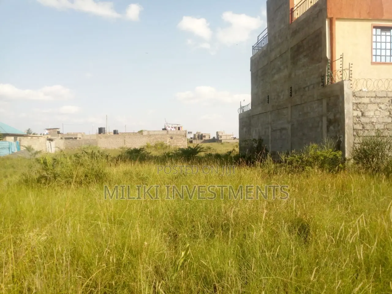 Matangi Land Sale: 40x60 Plots Perfect for Your Dream Home in Seasons Estate