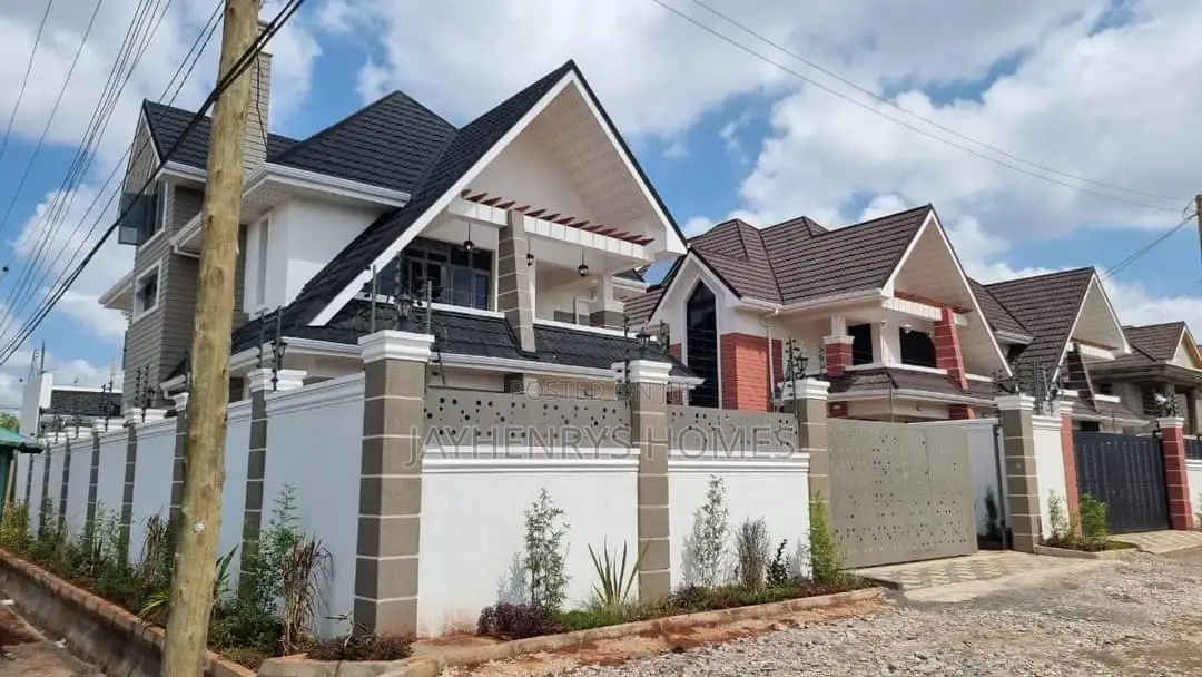 Spacious 4-Bedroom Maisonette in Membley Estate for Sale in Membley Estate