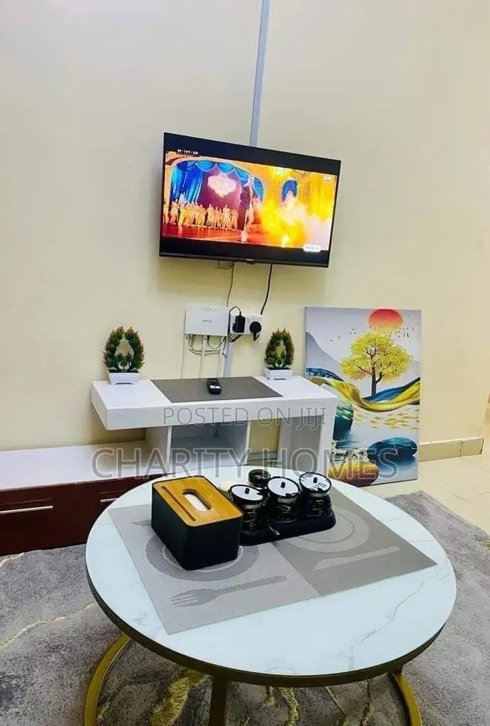 South B Airbnb - Astra Park Peaceful Retreat in South B