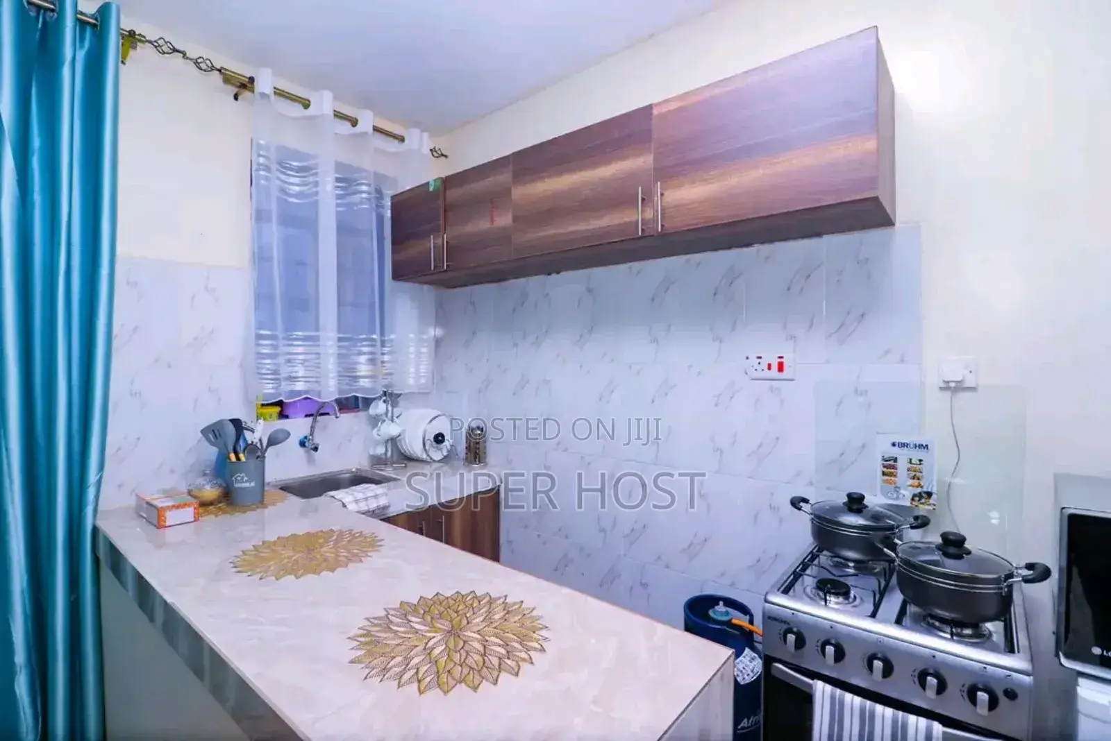 One-Bedroom Airbnb in South Bend - Your Ideal Staycation Destination in Ruaka