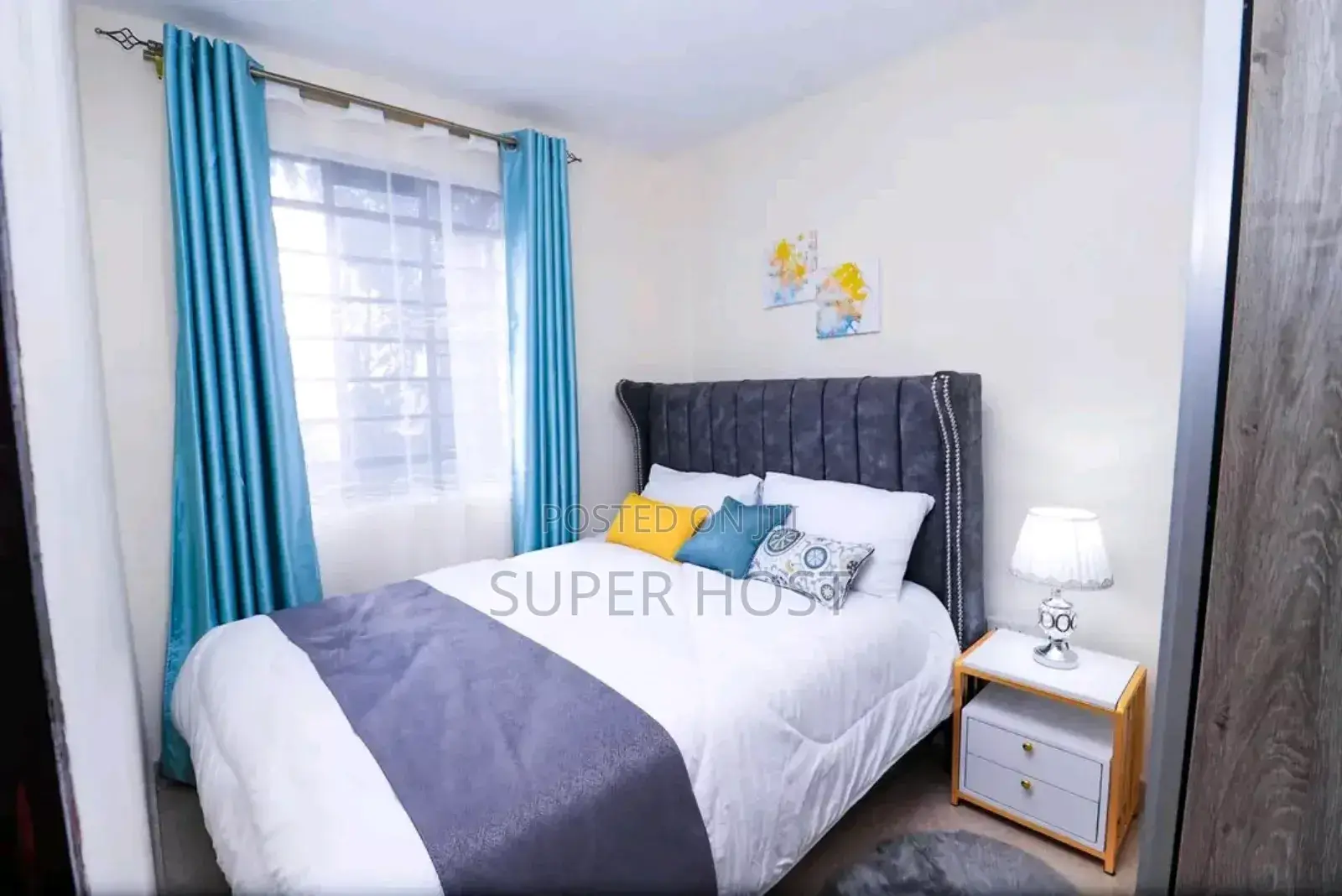 One-Bedroom Airbnb in South Bend - Your Ideal Staycation Destination in Ruaka