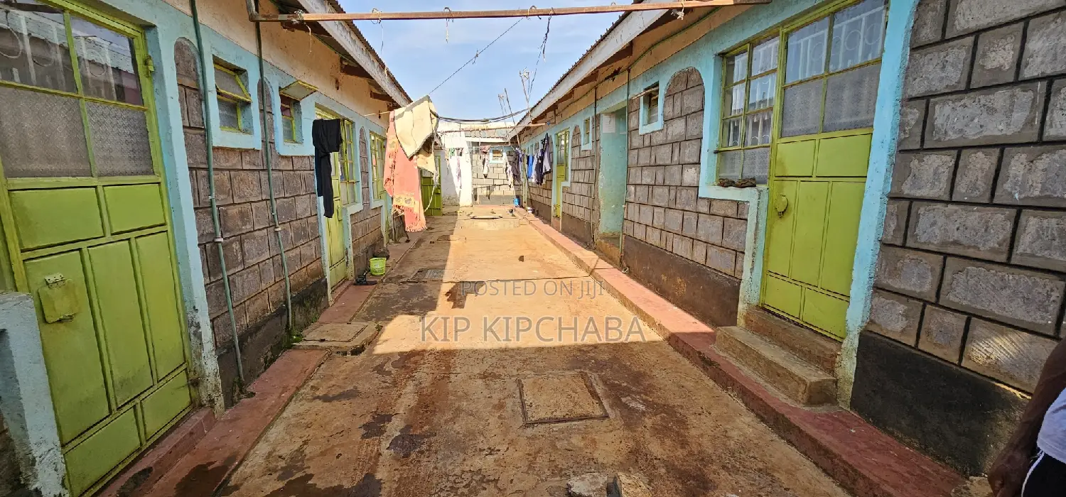 Kimumu's Grand 12-Bedroom Duplex for Sale - Don't Miss Out in Kimumu