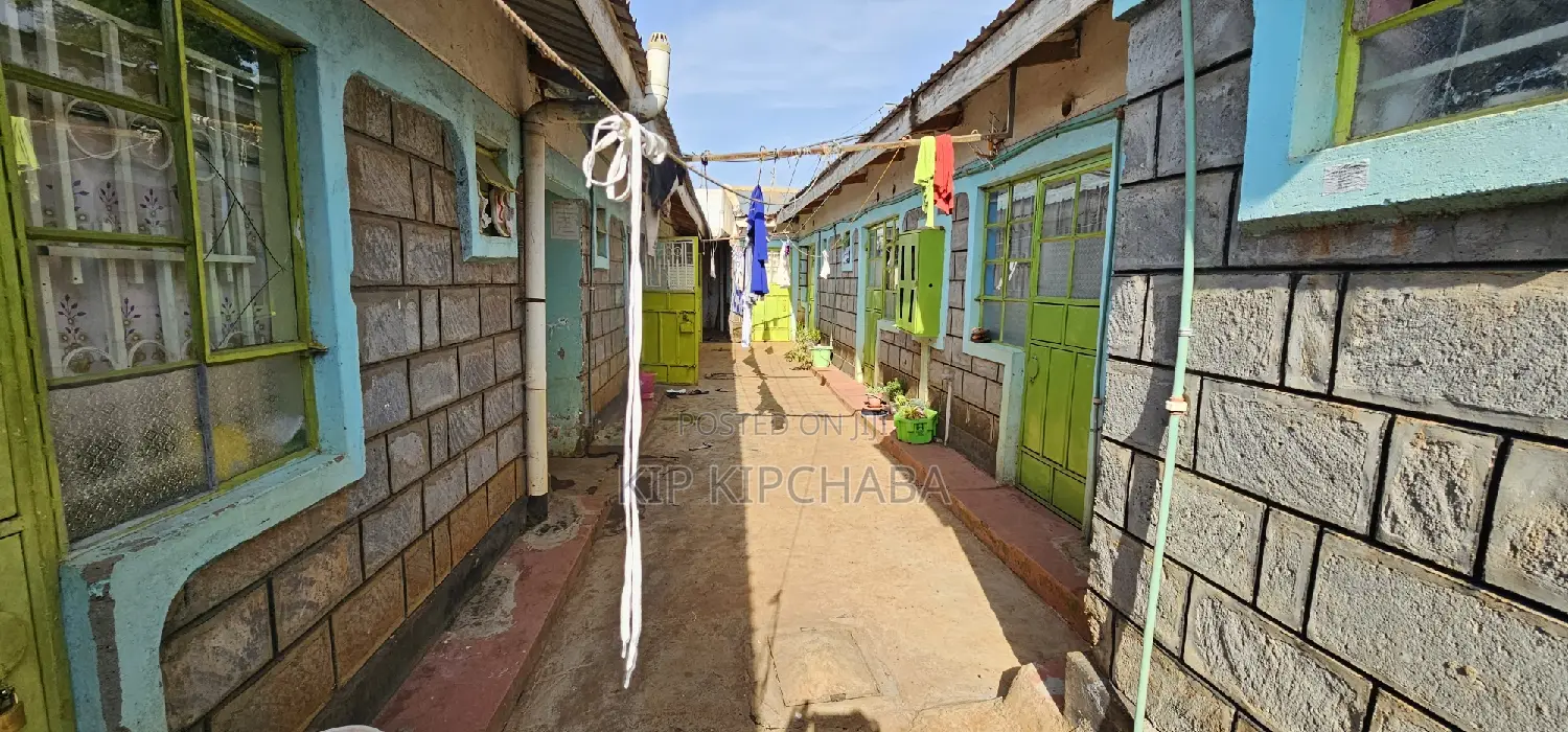 Kimumu's Grand 12-Bedroom Duplex for Sale - Don't Miss Out in Kimumu