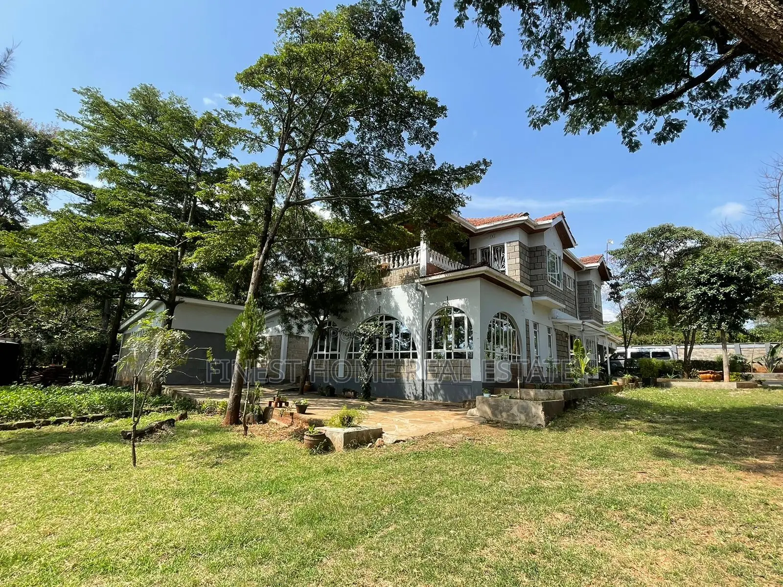 Lukenya's 5-Bedroom Villa – Ready for New Owners in Lukenya