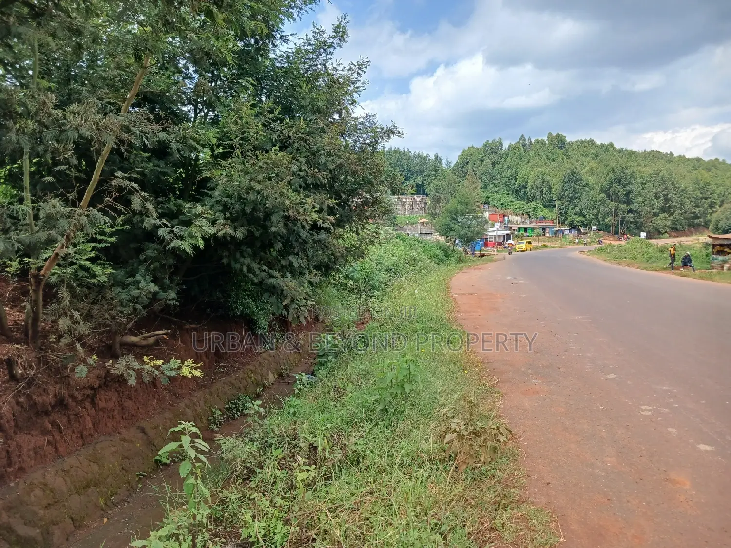Half-Acre Land Touching Tarmac in Kikuyu, Karai - Investment Opportunity in Kikuyu