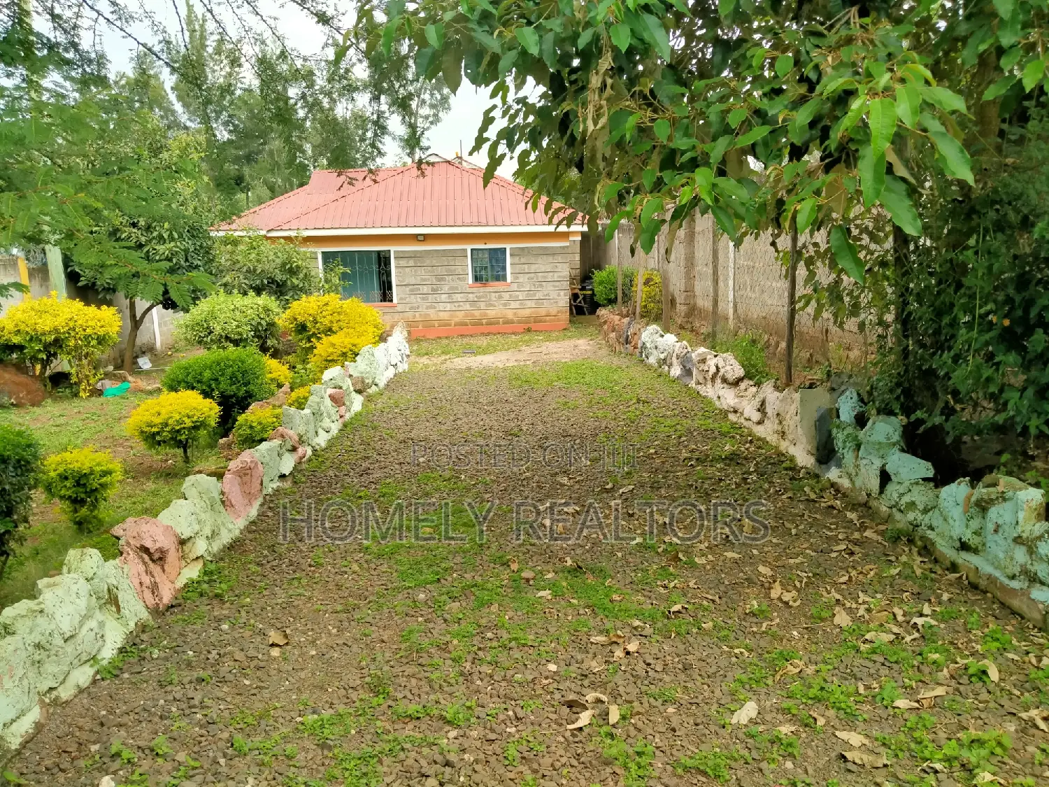 Spacious 3-Bedroom Bungalow in Kiserian: Off Magadi Road for Sale in Kiserian