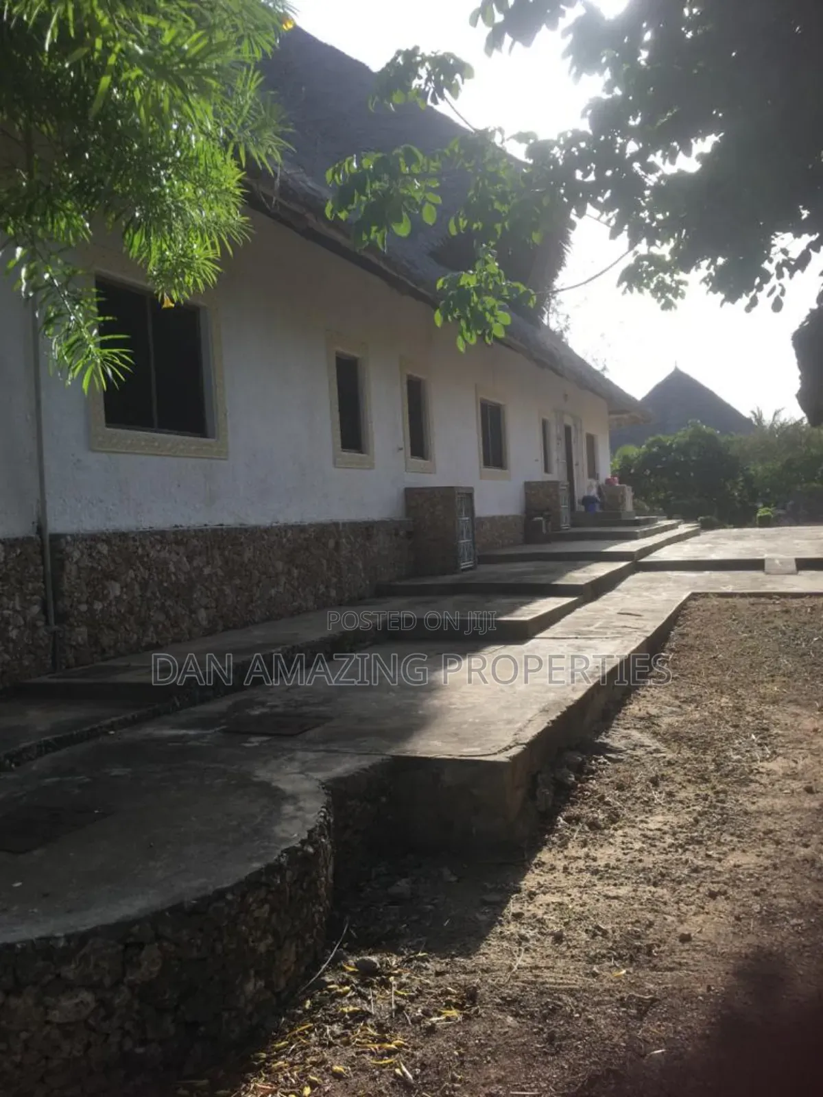 3-bedroom Villa in Mayungu on 2 Acres - Malindi Property for Sale in Malindi