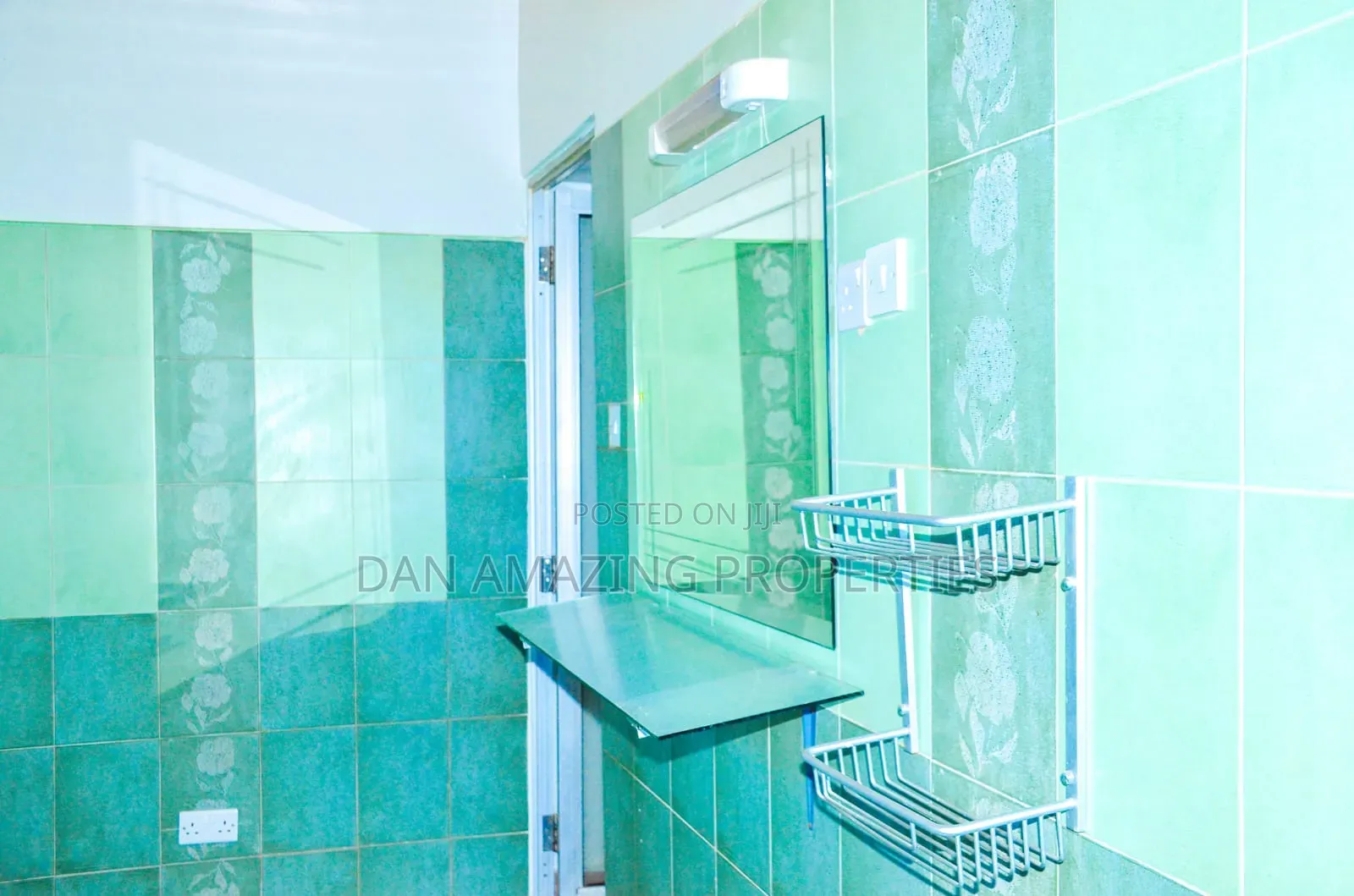 Parliament Road, Syokimau: 4-Bed Maisonette for Sale - Don't Miss Out! in Syokimau