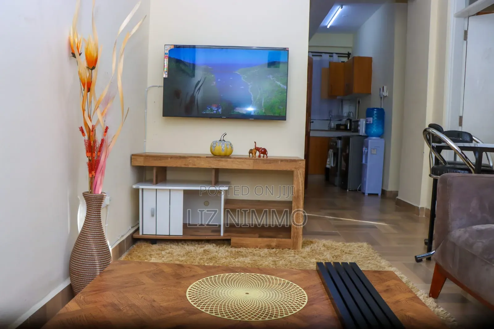 Stylish One-Bedroom Apartment: Contemporary & Cozy in Biashara