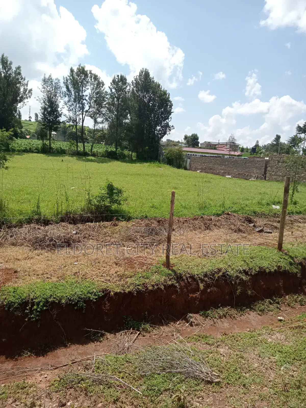 3/4 Plot Kapsoya Boarder Farm in Kapsuswa