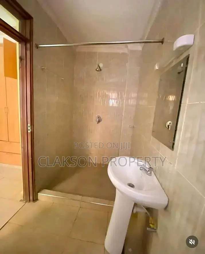 Kilimani, Ngong Road: 2-Bedroom Apartment Available for Lease - Ideal Location! in Kilimani