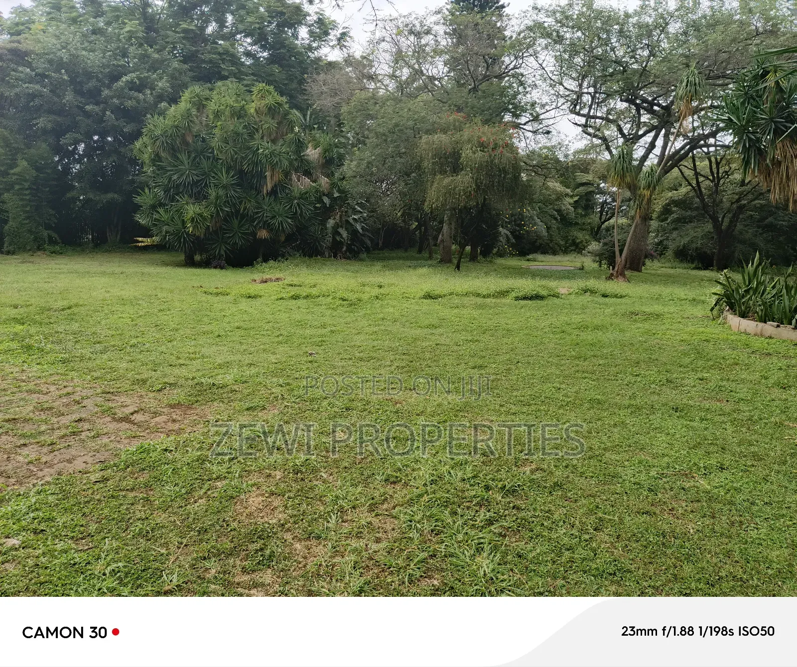 Spacious 4.9 Acre Land Available in Kilimani - Prime Investment Opportunity in Woodley/Kenyatta Golf Course