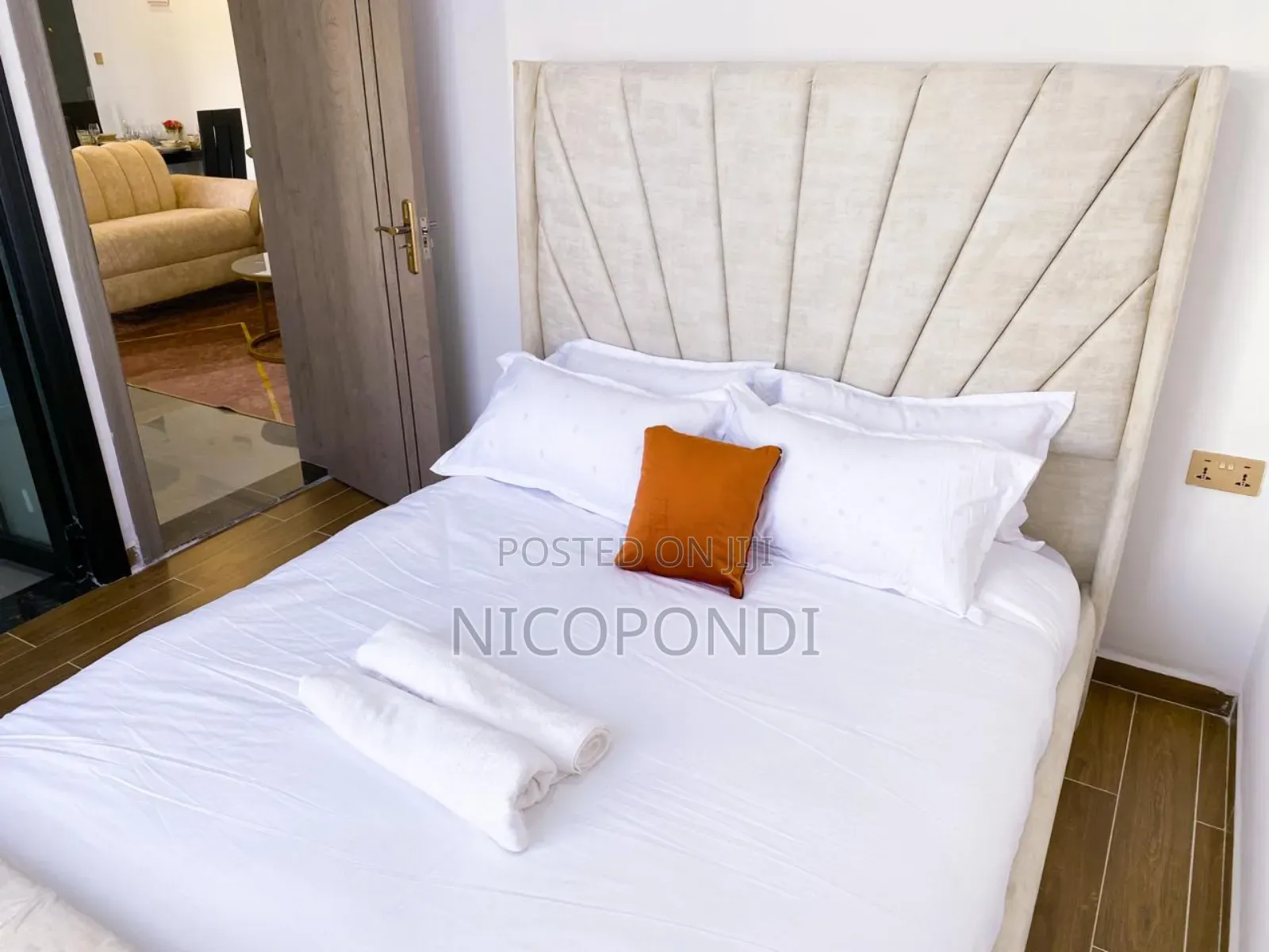 Furnished 2-Bedroom Flat in Valley Arcade for Long-Term Rent in Valley Arcade