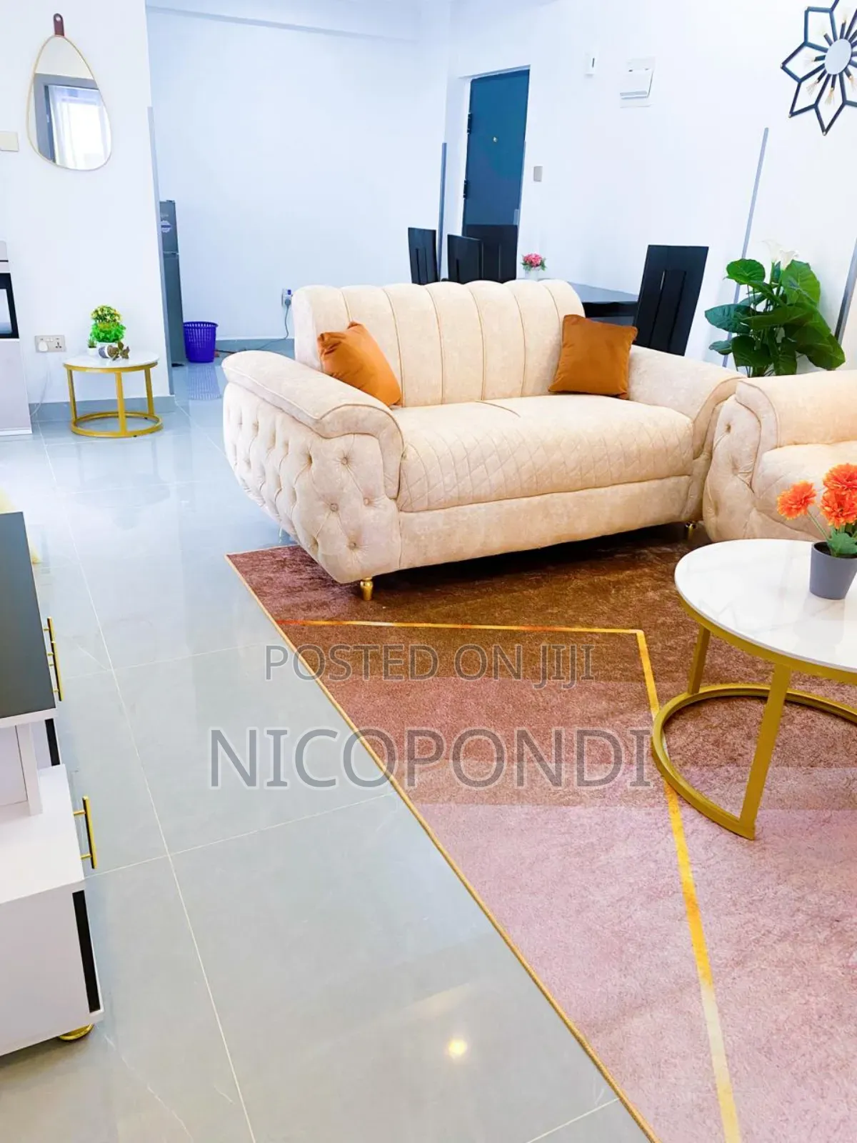 Furnished 2-Bedroom Flat in Valley Arcade for Long-Term Rent in Valley Arcade