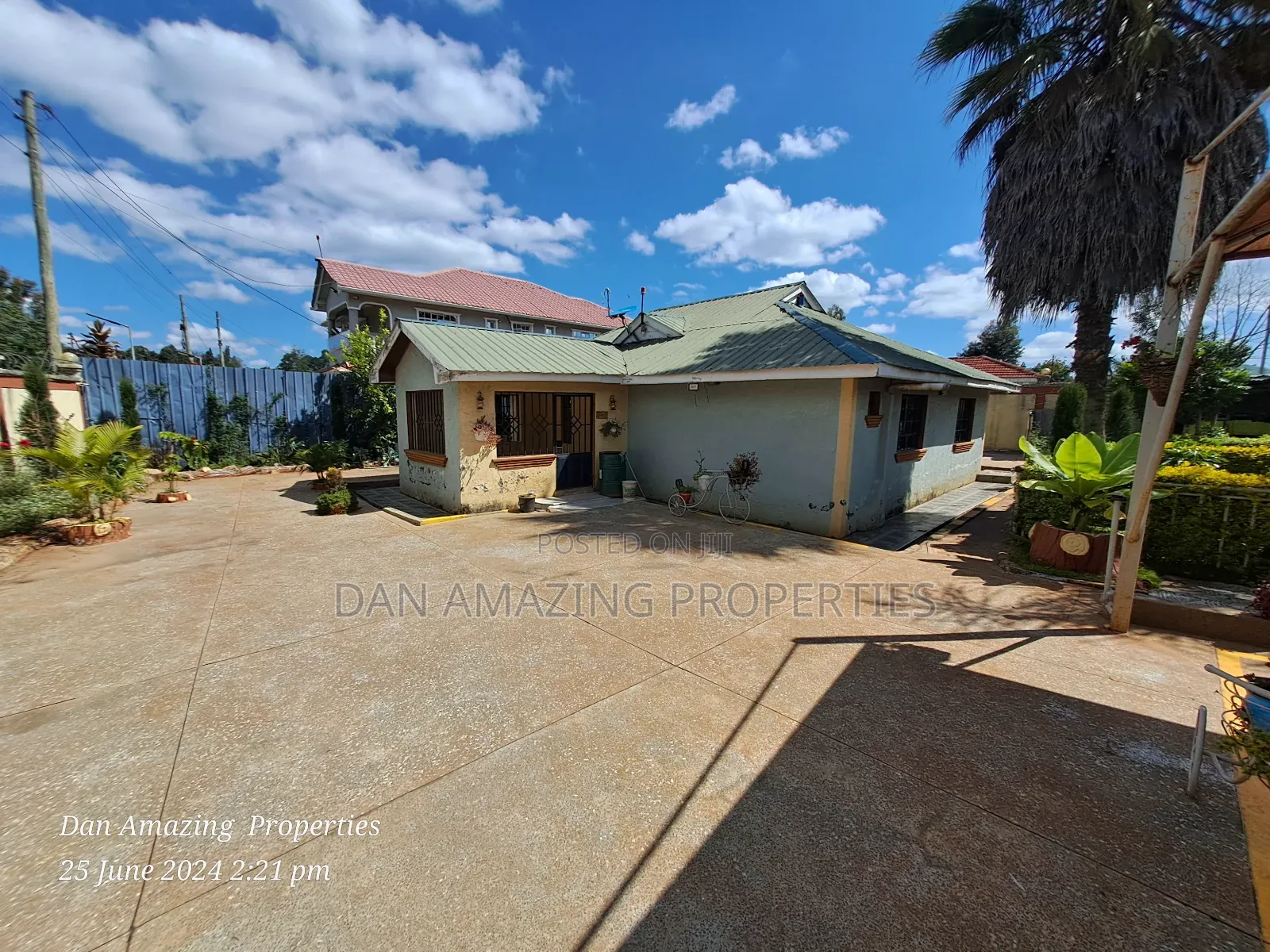 Oluulua Bungalow: 3-Bedroom Home on 1/4 Acre in Karen West for Sale in Oluulua