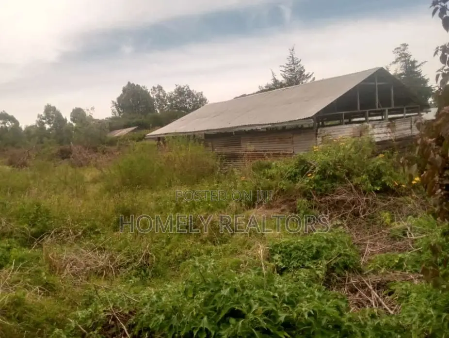 Kiserian Half Acre Plot - Magadi Road towards Rongai - Prime Investment Opportunity in Kiserian