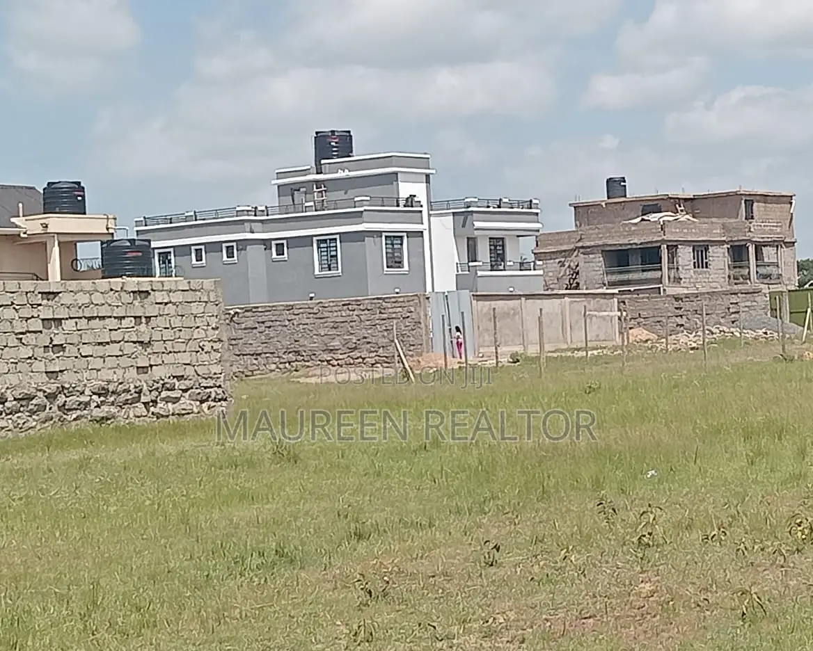 Invest in Prime Plot-Tola Ngoigwa: Unbeatable Location and Amenities in Ngoingwa Estate