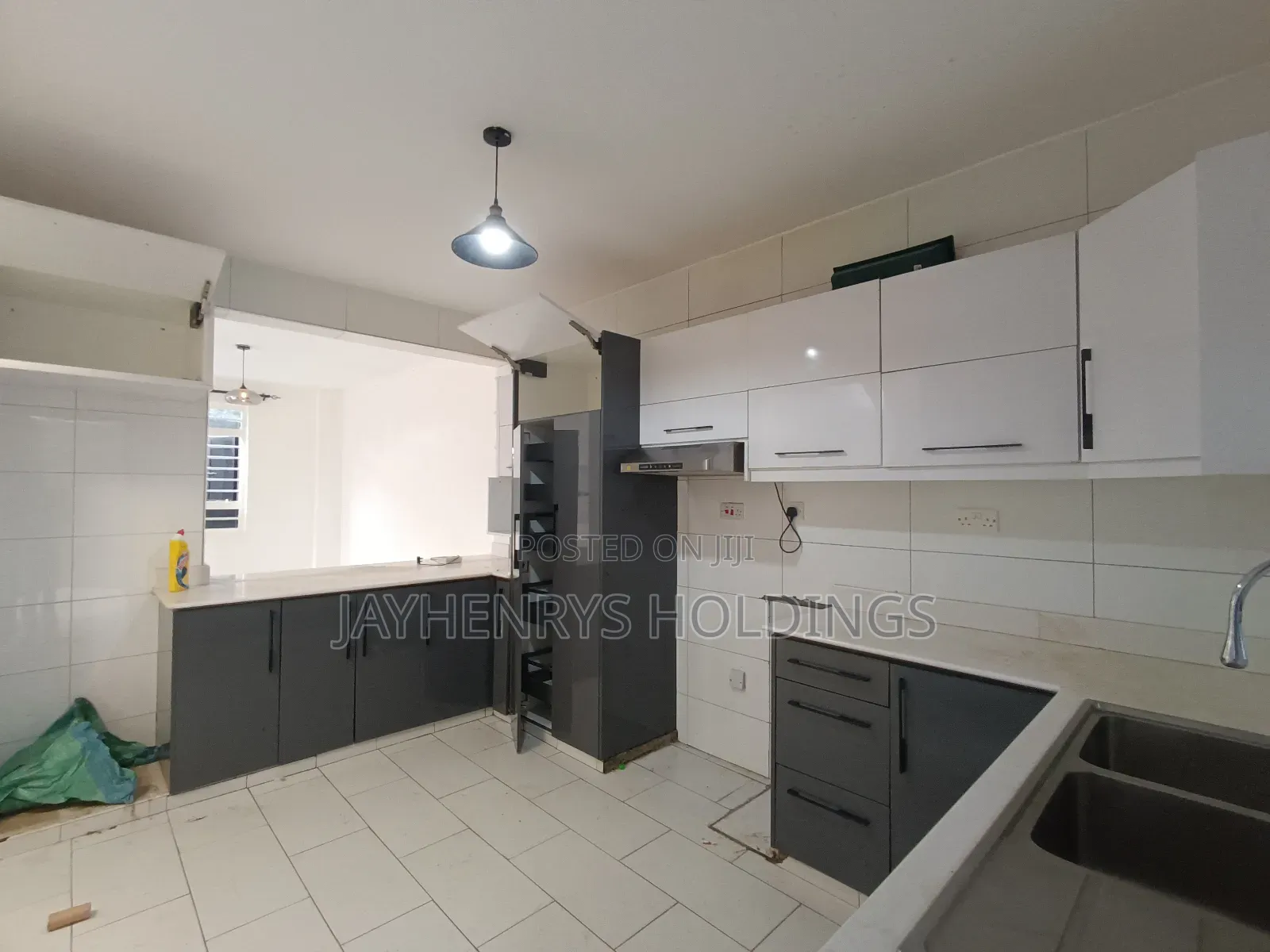 Versatile 5-bedroom Maisonette in Varsityville, Kamakis - Ready for Rent! in Kamakis