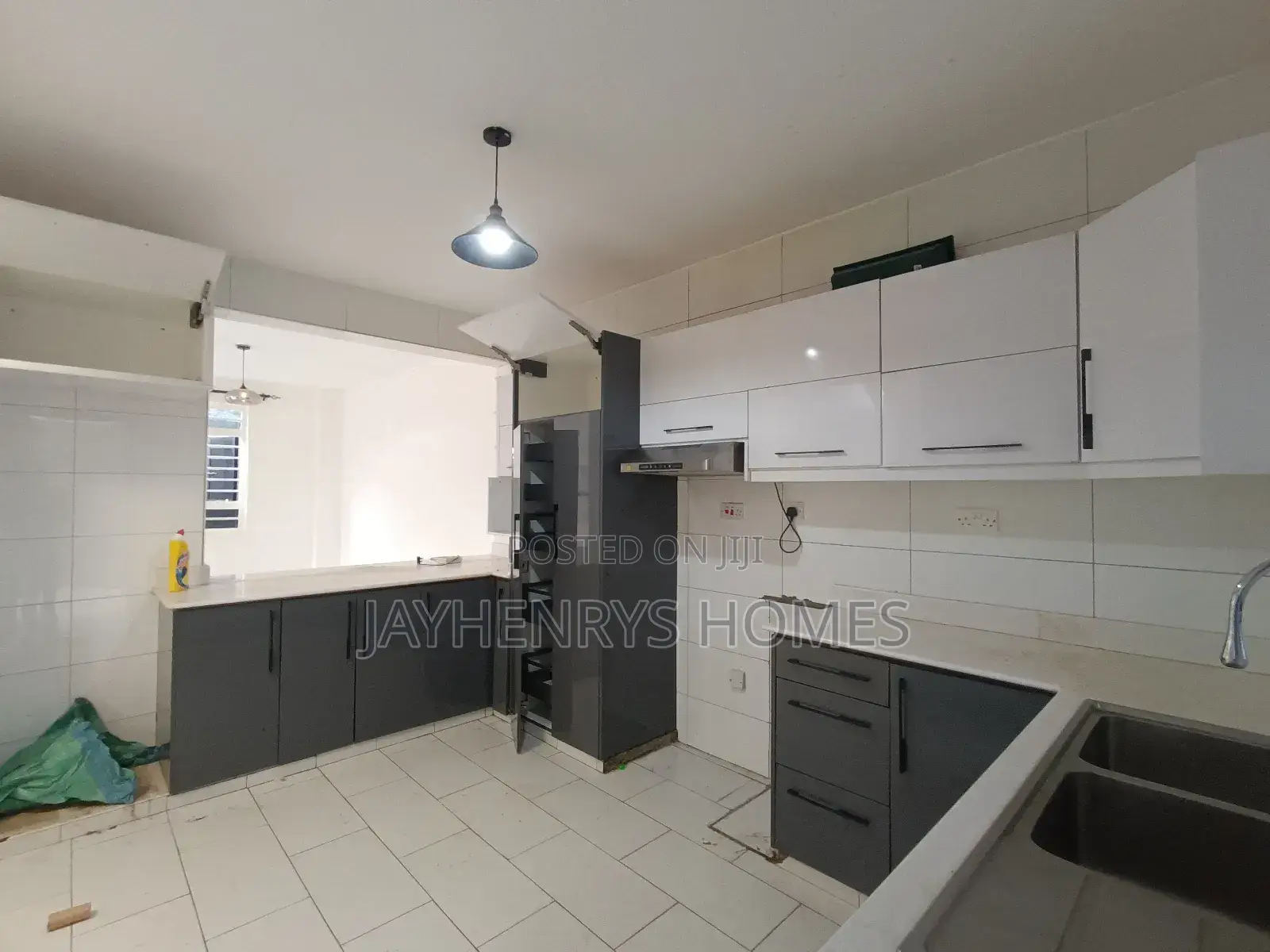 Versatile 5-bedroom Maisonette in Varsityville, Kamakis - Ready for Rent! in Kamakis