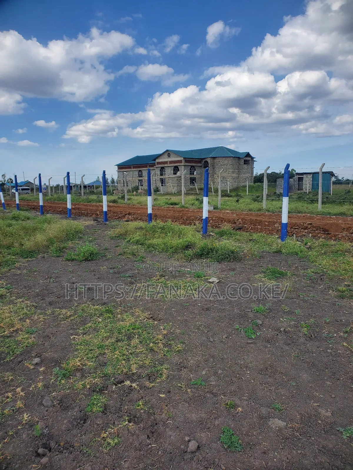 Prime Plots in Gikumari ^Pww in Kamakis